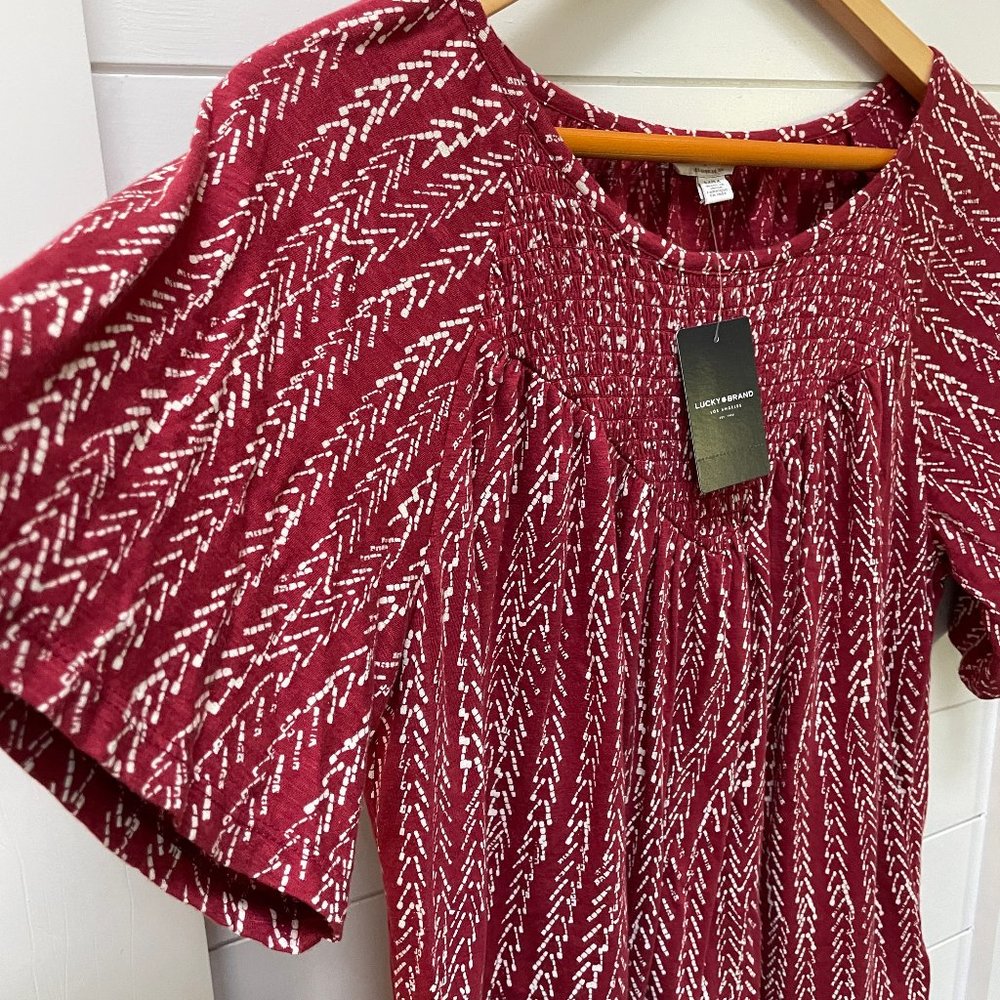 Lucky Brand Size M Flutter Sleeve Top